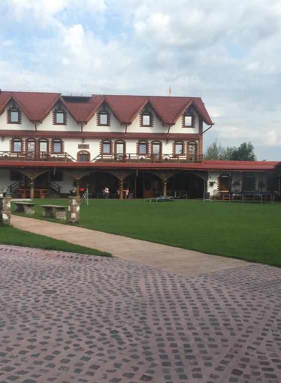 Pensiunea La Nise Sîmbăta de Sus Buitenkant foto